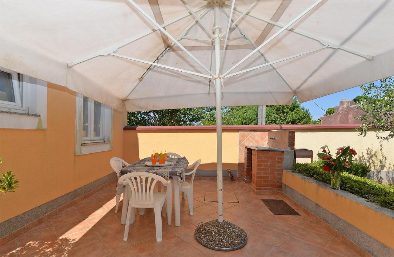 Villa House Kristina 1203 à Pula Extérieur photo
