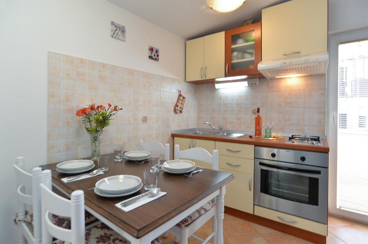Villa House Kristina 1203 à Pula Extérieur photo